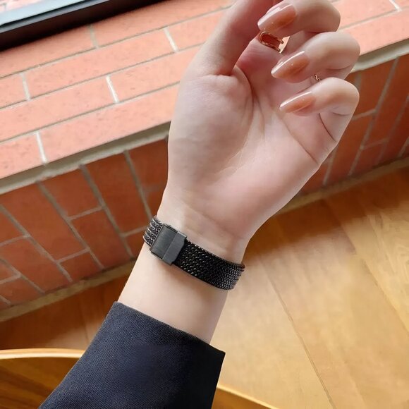 NEW Adjustable Slim Stylish Strap Silver Stainless For Apple Watch - Black - Picture 3 of 5